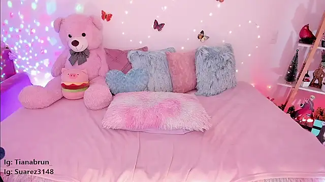 Zara uwu  online show from 01.23.25