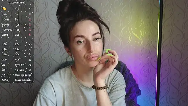 Snapshot of xx_adrihanna_xx chatting on 05.11.26 xx adrihanna xx online show from 05.11.26