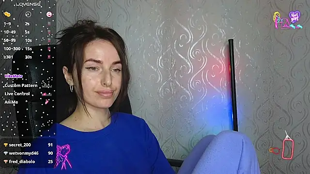 Snapshot of xx_adrihanna_xx chatting on 05.31.26 xx adrihanna xx online show from 05.31.26