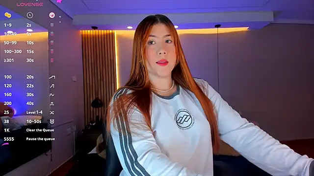 Snapshot of AbbieEdmond chatting on 12.04.24 AbbieEdmond online show from 12.04.24