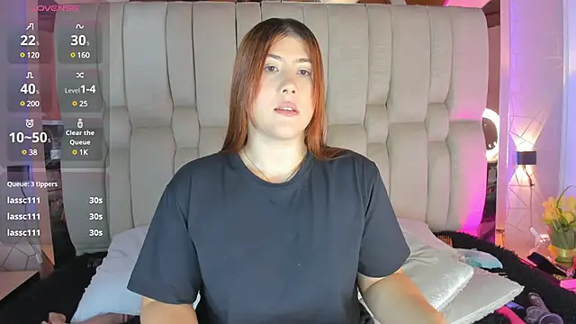 Snapshot of AbbieEdmond chatting on 03.09.25 AbbieEdmond online show from 03.09.25