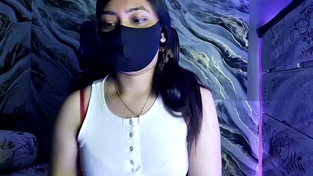 Snapshot of Sima--Roy chatting on 03.04.25 Sima--Roy online show from 03.04.25