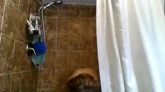 Snapshot of spundarella420 chatting on 09.23.25 spundarella420 online show from 09.23.25