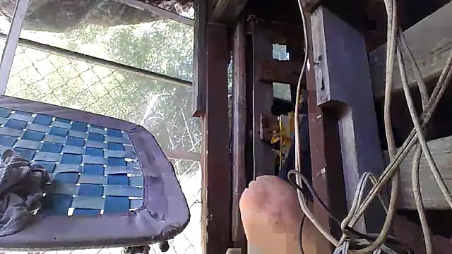 Snapshot of spundarella420 chatting on 10.10.25 spundarella420 online show from 10.10.25