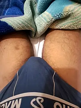 Snapshot of ANIMEL_2 chatting on 10.10.25 ANIMEL 2 online show from 10.10.25