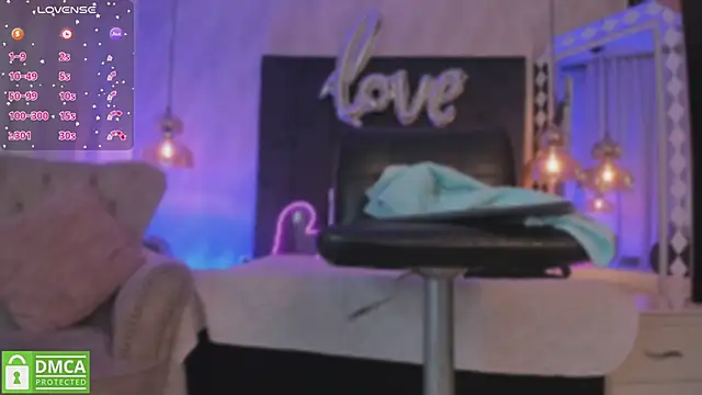 Snapshot of kataliina__ chatting on 02.27.25 kataliina online show from 02.27.25