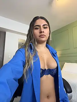 Snapshot of kataliina__ chatting on 05.28.26 kataliina online show from 05.28.26
