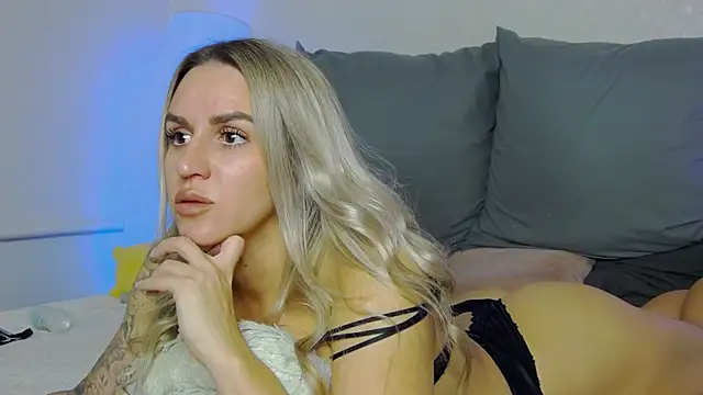 SofiJames online show from 11.13.25