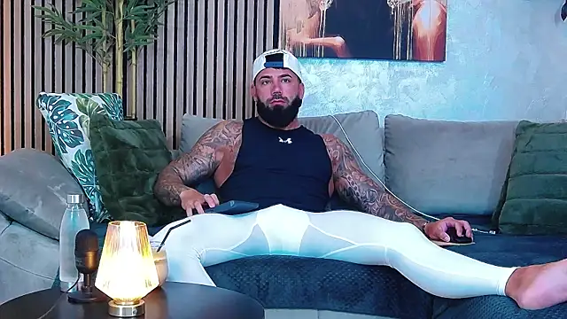 masterkingofmusclee online show from 05.12.26