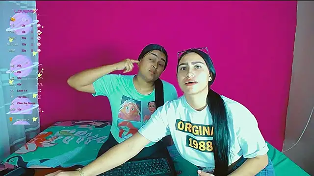 Snapshot of violeta_rous chatting on 12.03.24 violeta rous online show from 12.03.24