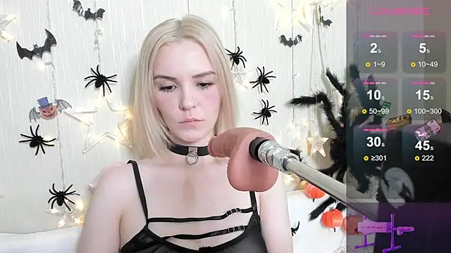 Snapshot of Kaya_Devis chatting on 10.26.25 Kaya Devis online show from 10.26.25