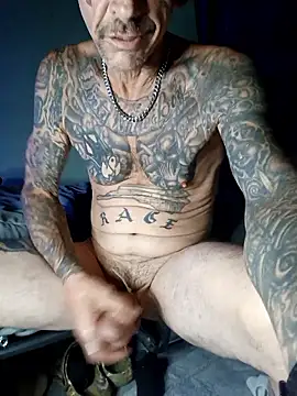 Snapshot of deepstroker42071 chatting on 10.09.25 deepstroker42071 online show from 10.09.25