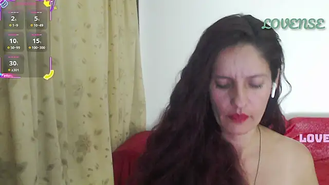 Snapshot of catalina_duran1 chatting on 11.10.25 catalina duran1 online show from 11.10.25