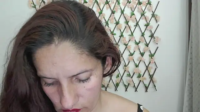 Snapshot of catalina_duran1 chatting on 07.28.26 catalina duran1 online show from 07.28.26