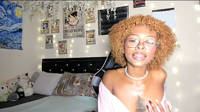 Snapshot of Cristal_Jonas@xh chatting on 01.24.25 Cristal Jonasxh online show from 01.24.25