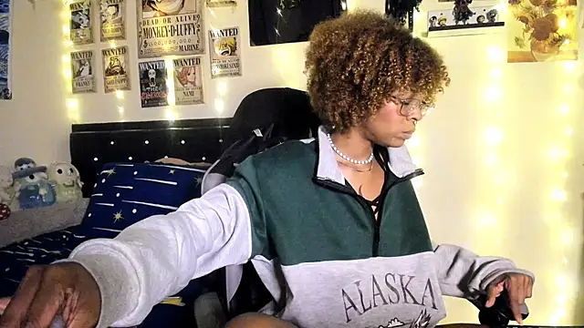 Snapshot of Cristal_Jonas@xh chatting on 10.23.25 Cristal Jonasxh online show from 10.23.25