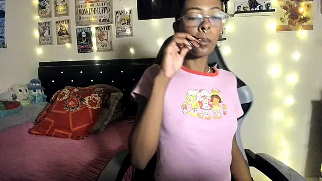 Snapshot of Cristal_Jonas@xh chatting on 11.14.25 Cristal Jonasxh online show from 11.14.25