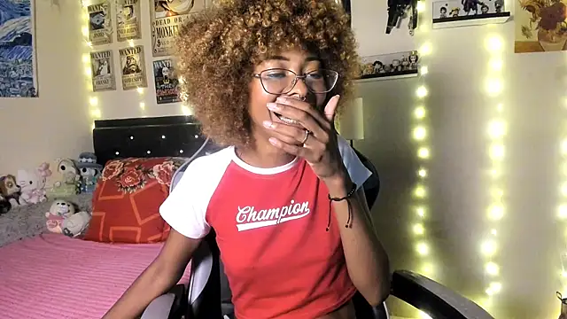 Snapshot of Cristal_Jonas@xh chatting on 11.20.25 Cristal Jonasxh online show from 11.20.25