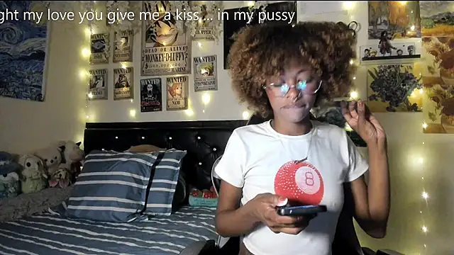 Snapshot of Cristal_Jonas@xh chatting on 12.20.25 Cristal Jonasxh online show from 12.20.25