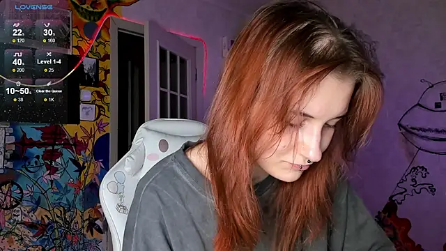 Snapshot of Sunny_Mouse_ chatting on 01.03.25 Sunny Mouse online show from 01.03.25