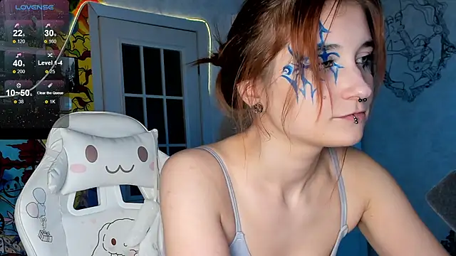 Snapshot of Sunny_Mouse_ chatting on 01.10.25 Sunny Mouse online show from 01.10.25