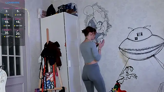 Snapshot of Sunny_Mouse_ chatting on 01.15.25 Sunny Mouse online show from 01.15.25