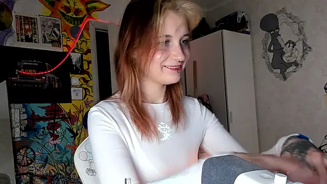 Snapshot of Sunny_Mouse_ chatting on 03.06.25 Sunny Mouse online show from 03.06.25