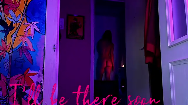 Snapshot of Sunny_Mouse_ chatting on 09.08.25 Sunny Mouse online show from 09.08.25