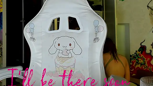 Snapshot of Sunny_Mouse_ chatting on 09.12.25 Sunny Mouse online show from 09.12.25