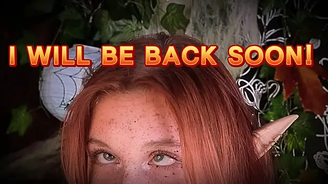 Snapshot of Sunny_Mouse_ chatting on 11.04.25 Sunny Mouse online show from 11.04.25