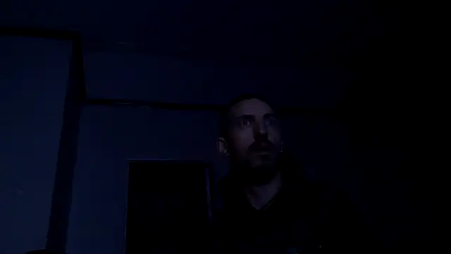 Snapshot of Bi_curious86 chatting on 12.02.25 Bi curious86 online show from 12.02.25