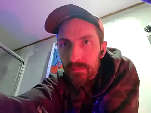 Snapshot of Bi_curious86 chatting on 02.04.26 Bi curious86 online show from 02.04.26