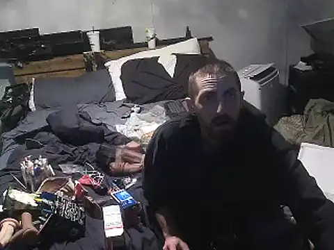 Snapshot of Bi_curious86 chatting on 02.15.26 Bi curious86 online show from 02.15.26