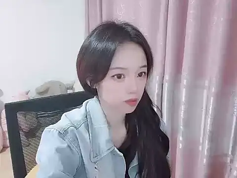 wwcc123 online show from 12.04.25