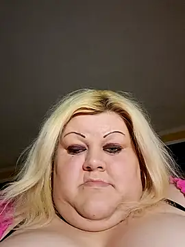 Snapshot of ducicsajsziii chatting on 02.12.25 ducicsajsziii online show from 02.12.25