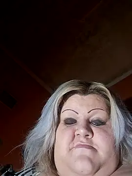 Snapshot of ducicsajsziii chatting on 09.26.25 ducicsajsziii online show from 09.26.25