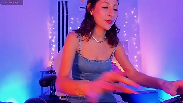 Gorgeous Team online show from 02.25.26