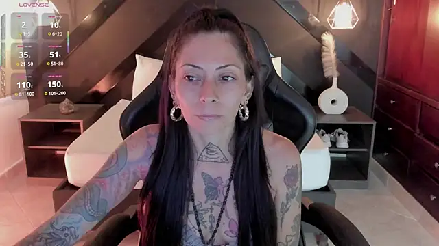 dark gotica online show from 04.23.26