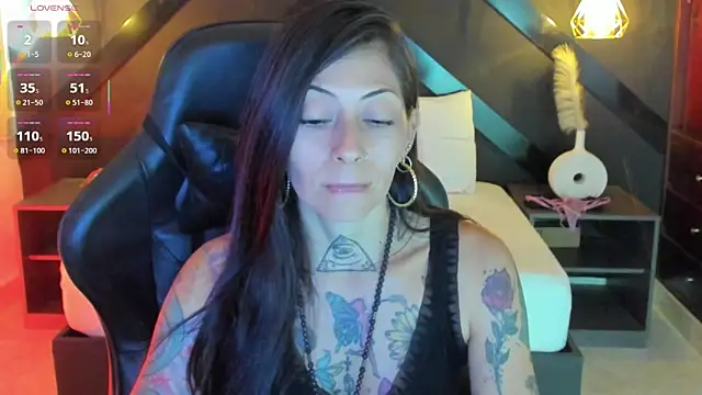 dark gotica online show from 04.29.26