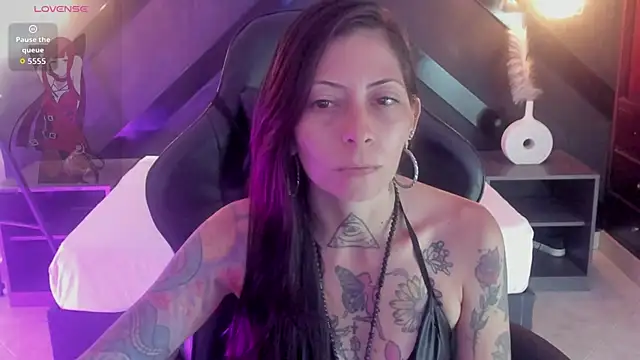 dark gotica online show from 06.16.26