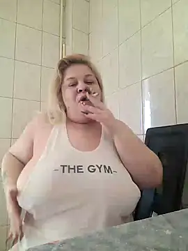 Snapshot of AriannaMilf chatting on 01.29.25 AriannaMilf online show from 01.29.25