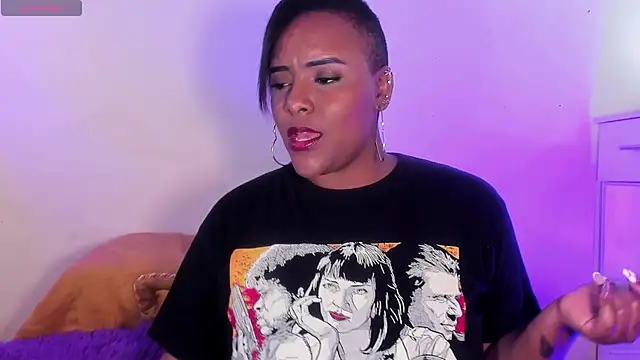 Snapshot of DianaBrownXX chatting on 01.20.25 DianaBrownXX online show from 01.20.25