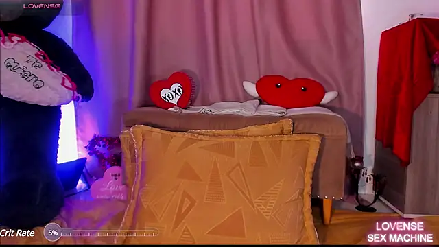 Snapshot of DianaBrownXX chatting on 02.16.25 DianaBrownXX online show from 02.16.25