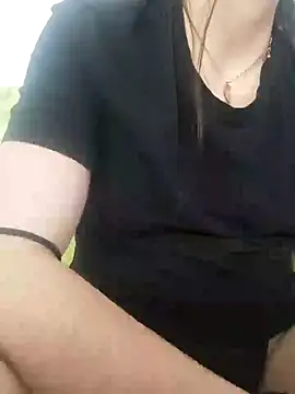 Snapshot of bruna_safadinhaa chatting on 01.11.25 bruna safadinhaa online show from 01.11.25