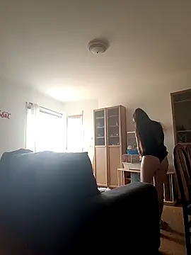 Snapshot of bruna_safadinhaa chatting on 09.18.25 bruna safadinhaa online show from 09.18.25