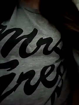 Snapshot of bruna_safadinhaa chatting on 11.03.25 bruna safadinhaa online show from 11.03.25