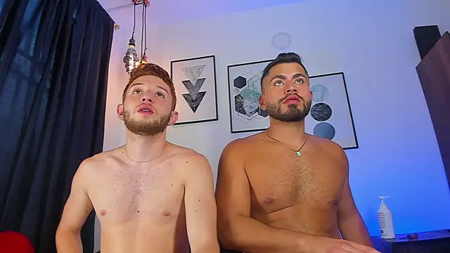 Snapshot of Juan_Castano chatting on 02.18.25 Juan Castano online show from 02.18.25