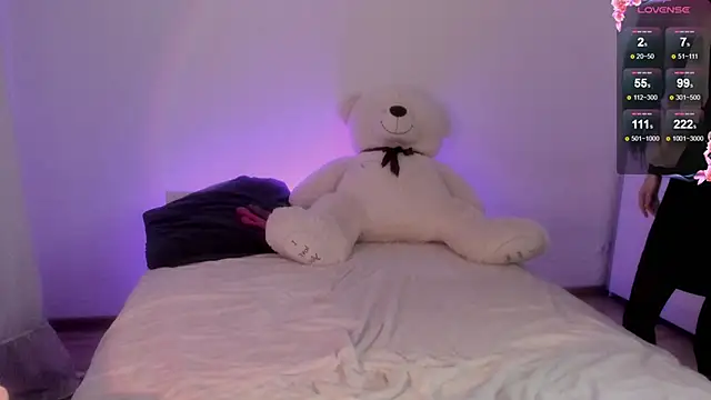 666kisses online show from 12.19.24