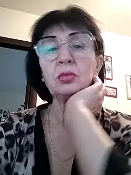 AlbinaXPretty online show from 12.28.24