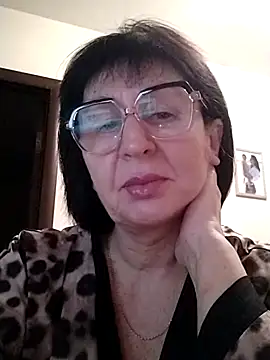 AlbinaXPretty online show from 01.01.25